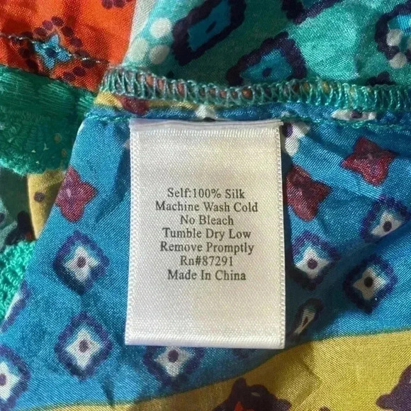 Johnny Was Long Sleeve Top 100% Silk Large L tunic blouse shirt color block - Picture 5 of 5